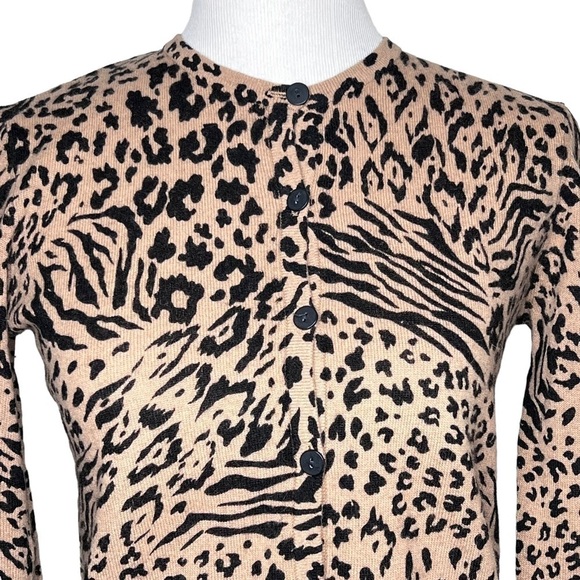 Nina Leonard Cheeta Print Cardigan Sweater Size S Lambswool Blend Lightweight - Picture 10 of 15